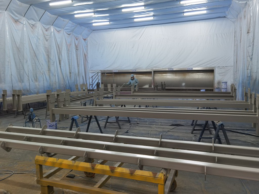 諸暨鋼結構噴漆車間